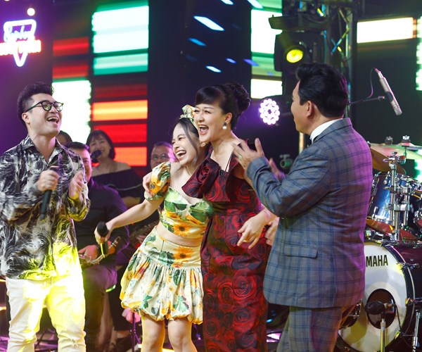 Quang Thắng-Vân Dung “tố” nhau ở “Cuộc hẹn cuối tuần” - Anh 2