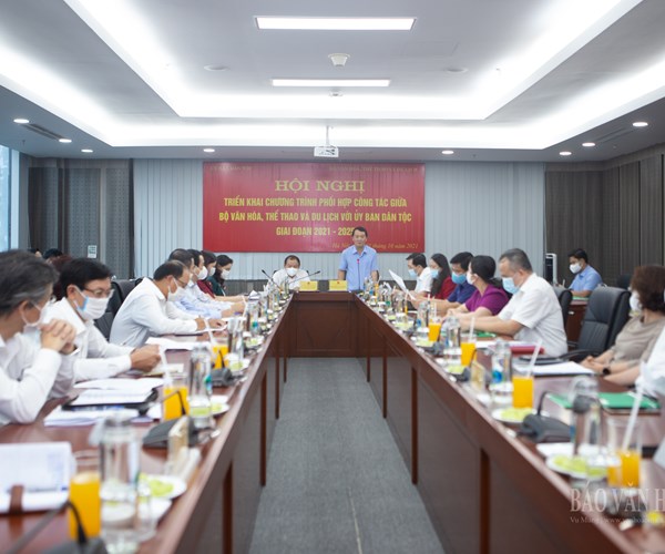 Bộ VHTTDL và Ủy ban Dân tộc triển khai Chương trình phối hợp công tác giai đoạn 2021-2025 - Anh 1