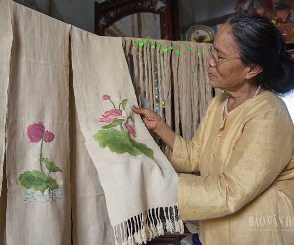 Tinh tế lụa tơ sen - Anh 11