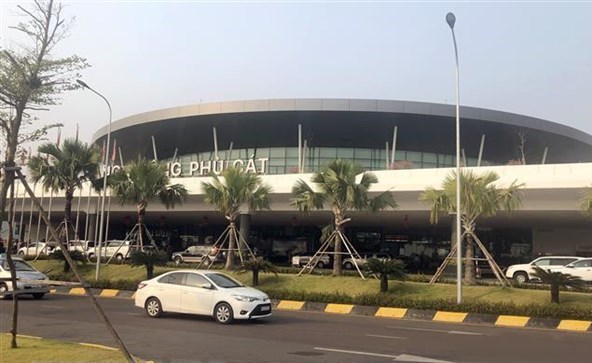 Bình Định: Chủ động phòng, chống dịch an toàn tại Cảng Hàng không Phù Cát - Anh 1
