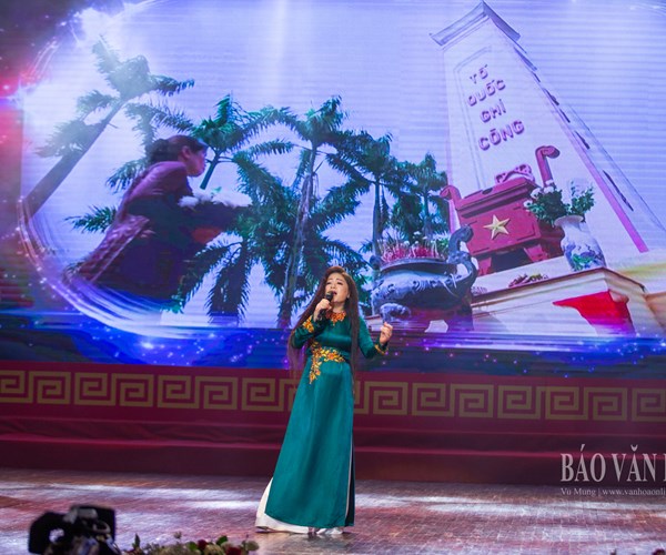 Xúc động Chương trình giao lưu nghệ thuật 