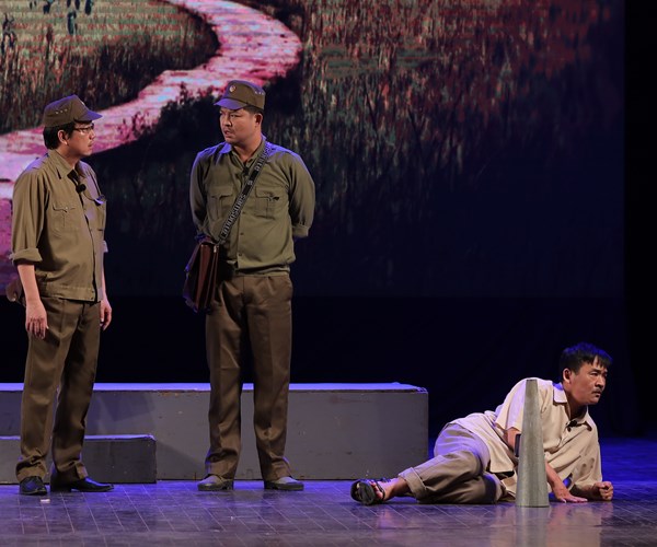 Các thế hệ nghệ sĩ kịch nói hội tụ tại Gala “Tinh hoa hội tụ 100 năm sân khấu kịch nói” - Anh 7