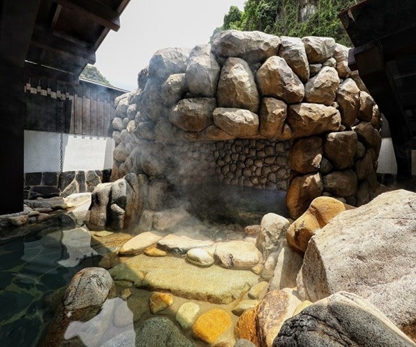 Vừa mở cửa trở lại, Yoko Onsen Quang Hanh lập tức chứng tỏ sức hút - Anh 3
