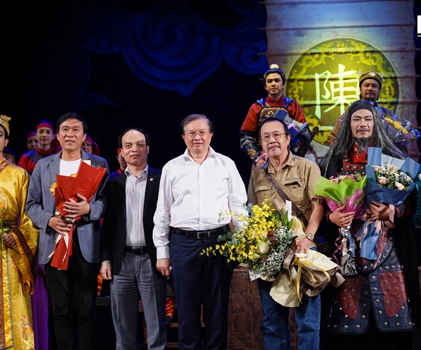 "Thiên mệnh" - góc nhìn hay về Trần Thủ Độ - ảnh 2