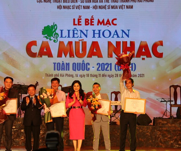 Bế mạc Liên hoan Ca Múa Nhạc toàn quốc 2021 (đợt 1):  Nhiều điểm sáng về nghệ thuật - Anh 3