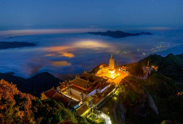 Lào Cai thông qua Nghị quyết thành lập Sở Du lịch - Anh 1