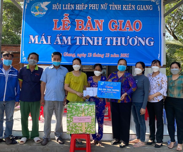 Kiên Giang: Xây dựng gia đình no ấm, bình đẳng, tiến bộ hạnh phúc - Anh 1