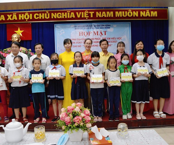 TP.HCM: Xác định xây dựng tiêu chí gia đình hạnh phúc là nền tảng bền vững - Anh 4