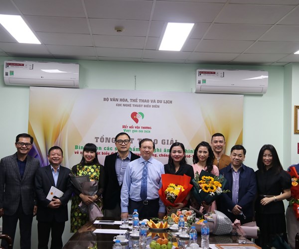 Trao giải các sản phẩm ghi âm, ghi hình về nghệ thuật biểu diễn tuyên truyền phòng, chống Covid-19 - Anh 6