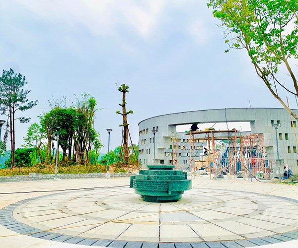 Sắp khánh thành Đền thờ liệt sỹ tại Chiến trường Điện Biên Phủ - Anh 1