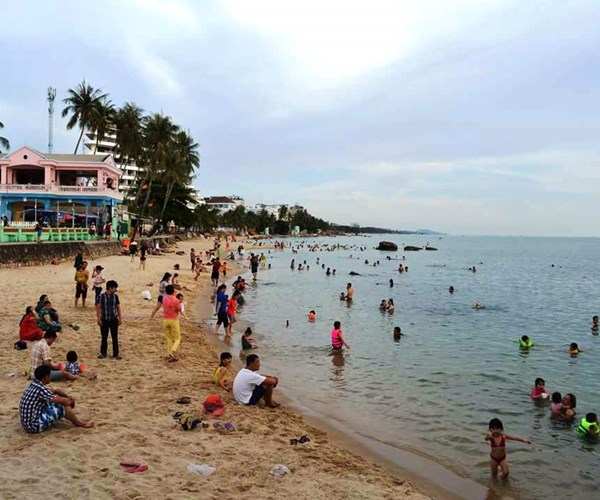 Hơn 200 ngàn lượt du khách đến Kiên Giang dịp lễ giỗ Tổ Hùng Vương - Anh 1