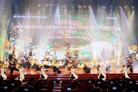Phú Thọ đăng cai tổ chức Ngày hội VHTTDL các dân tộc vùng Tây Bắc - Anh 1