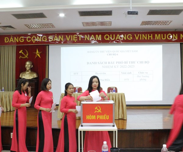 Tập huấn công tác Đại hội và chỉ đạo Đại hội điểm của Đảng ủy Bộ VHTTDL - Anh 4