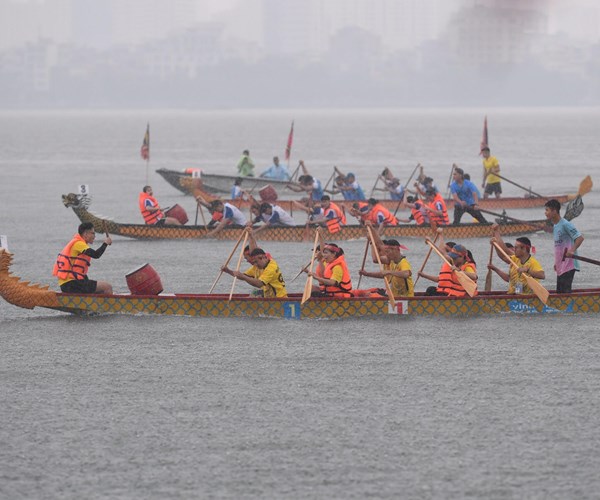 Sôi động Giải Bơi chải thuyền rồng Hà Nội mở rộng - Anh 5