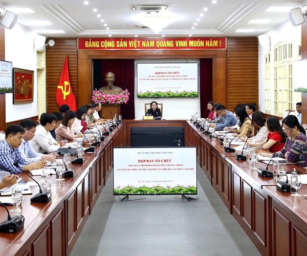 Quảng bá, tôn vinh vẻ đẹp trang phục truyền thống đồng bào các dân tộc thiểu số Việt Nam - Anh 6