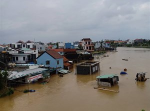 Quảng Nam cho học sinh nghỉ học tránh bão số 5 - Anh 1