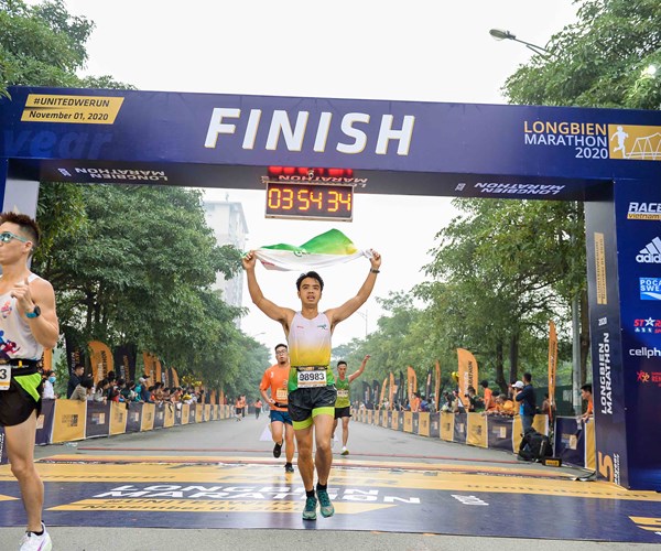 Ngày 30.10, giải chạy Longbien Marathon 2022 - Anh 2
