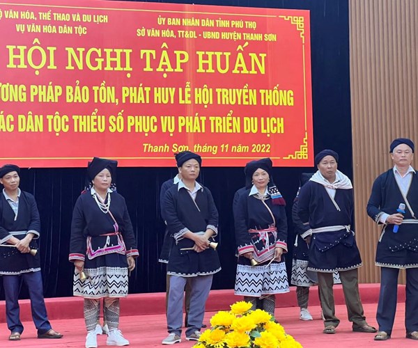 Phát huy giá trị văn hóa tiêu biểu dân tộc Mường, Dao ở Thanh Sơn gắn với phát triển du lịch - Anh 6