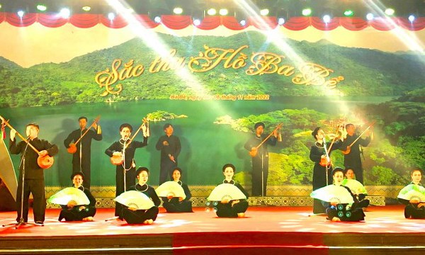 Nhiều trải nghiệm hấp dẫn du khách tại lễ hội 