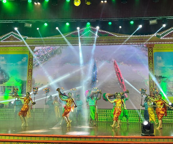 Khai mạc các hoạt động trong khuôn khổ Ngày hội VHTTDL đồng bào Khmer Nam Bộ - Anh 8