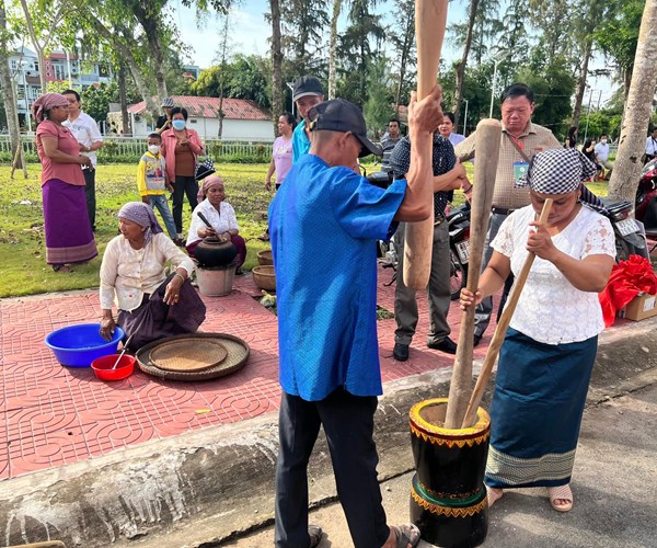 Khai mạc các hoạt động trong khuôn khổ Ngày hội VHTTDL đồng bào Khmer Nam Bộ - Anh 14