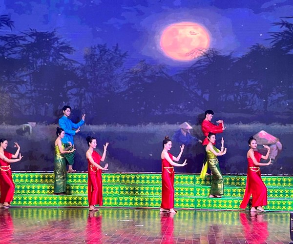 Khai mạc các hoạt động trong khuôn khổ Ngày hội VHTTDL đồng bào Khmer Nam Bộ - Anh 6