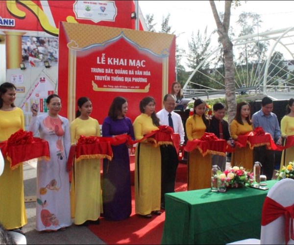 Khai mạc các hoạt động trong khuôn khổ Ngày hội VHTTDL đồng bào Khmer Nam Bộ - Anh 12