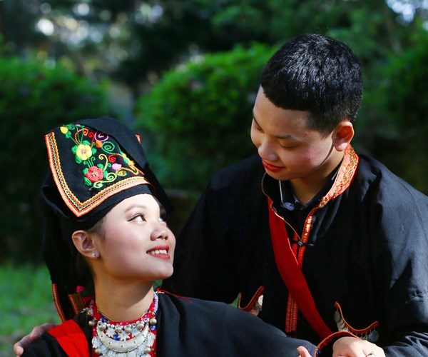 Sắp diễn ra Liên hoan trình diễn trang phục truyền thống các DTTS Việt Nam - Anh 6