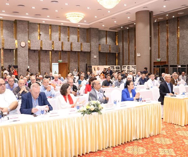 Việt Nam trân trọng giá trị của hòa bình và quan hệ hữu nghị hợp tác với các dân tộc trên thế giới - Anh 1