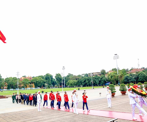 Lễ xin lửa, rước đuốc Đại hội Thể thao toàn quốc lần thứ IX - Anh 1
