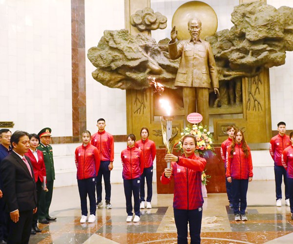 Lễ xin lửa, rước đuốc Đại hội Thể thao toàn quốc lần thứ IX - Anh 8
