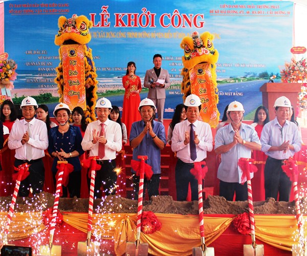 Kiên Giang khởi cộng tuyến đường bộ ven biển Hòn Đất - Kiên Lương - Anh 1