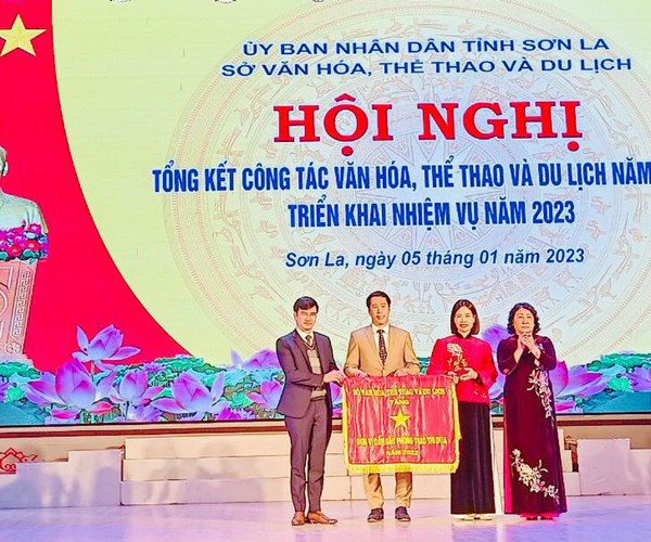 Sơn La khai thác hiệu quả tiềm năng, thế mạnh VHTTDL để phát triển - Anh 1
