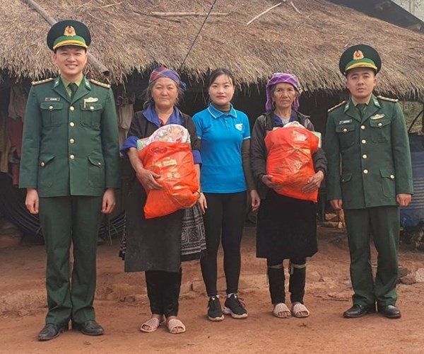 Tết của những người lính quân hàm xanh nơi biên giới - Anh 2