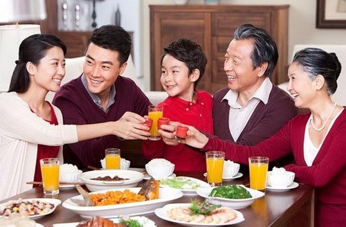Dinh dưỡng ngày Tết cho người cao tuổi - Anh 1
