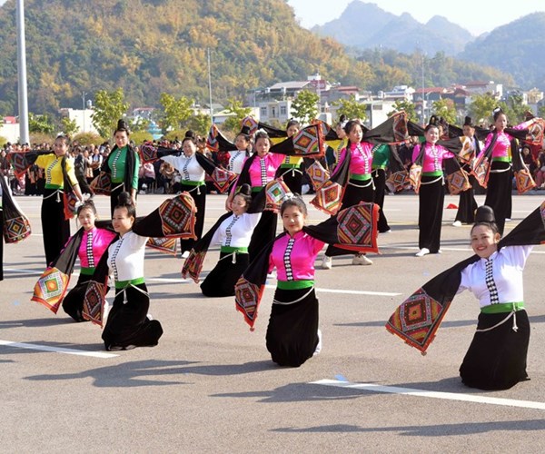 Rực rỡ sắc màu 
