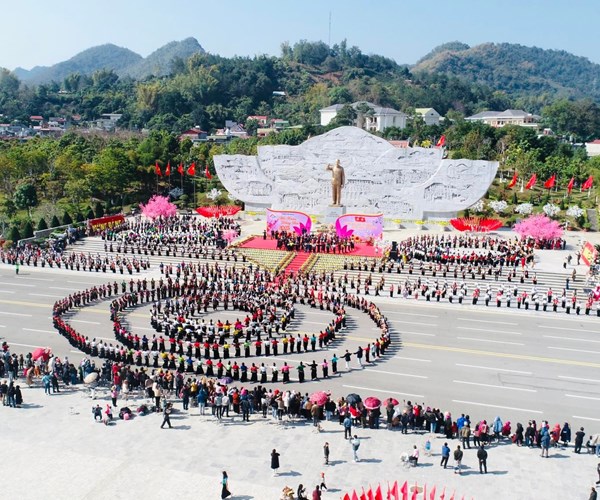 Rực rỡ sắc màu 