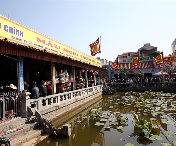 Dem nay, khai hoi cho Vieng - Anh 3