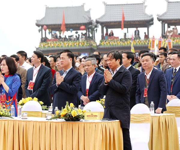 Tung bung khai hoi Xuan Tam Chuc Quy Mao 2023 - Anh 9
