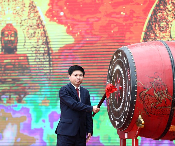 Tung bung khai hoi Xuan Tam Chuc Quy Mao 2023 - Anh 5