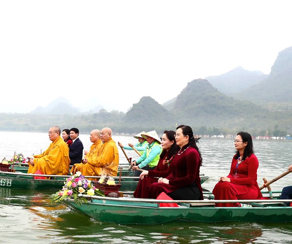 Doc dao Le ruoc nuoc hoi Xuan Tam Chuc - Anh 4
