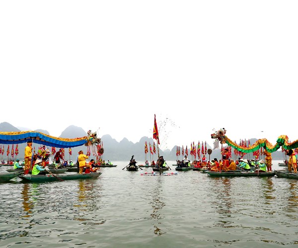 Doc dao Le ruoc nuoc hoi Xuan Tam Chuc - Anh 5