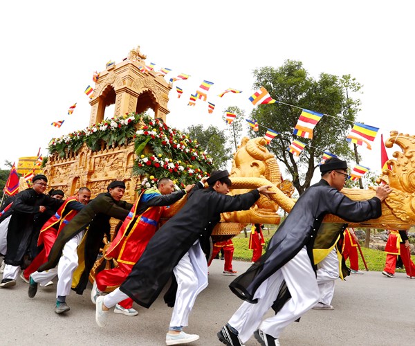 Doc dao Le ruoc nuoc hoi Xuan Tam Chuc - Anh 12