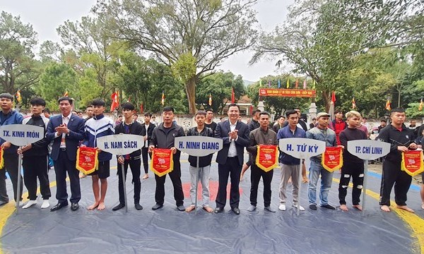 Giải vô địch Vật truyền thống Hải Dương mở rộng 2023 - Anh 1