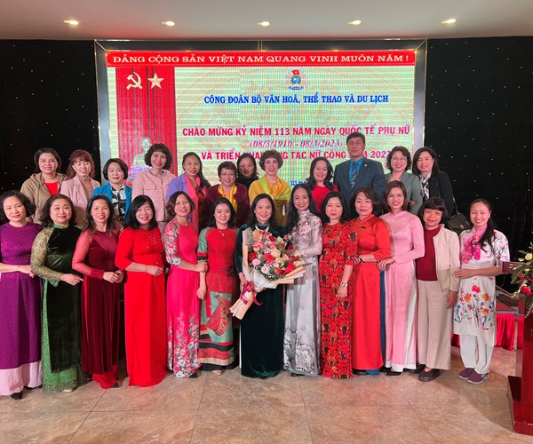 Chị em phụ nữ Bộ VHTTDL 