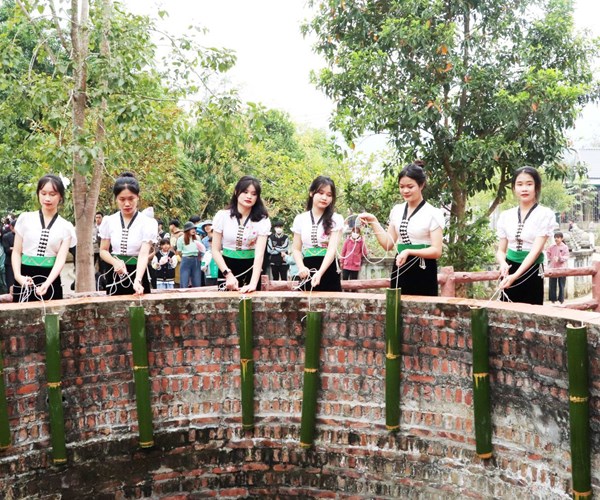 "Lễ hội Nàng Han"- nét văn hóa độc đáo của người Thái ở Phong Thổ - ảnh 2