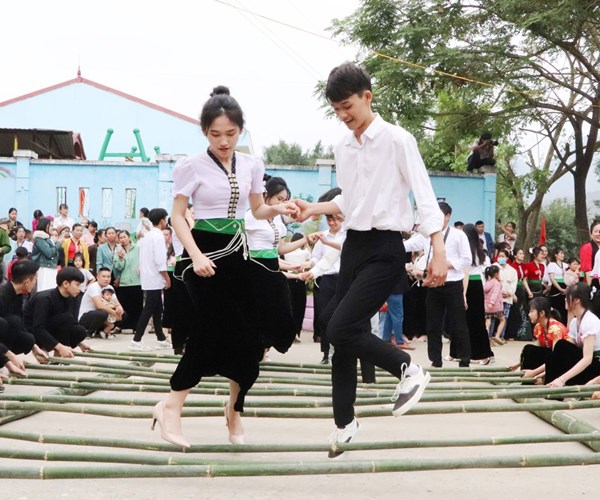 "Lễ hội Nàng Han"- nét văn hóa độc đáo của người Thái ở Phong Thổ - ảnh 3