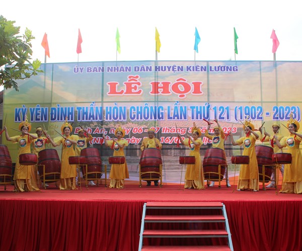 Khai mạc Lễ hội kỳ yên đình thần Hòn Chông - Anh 3