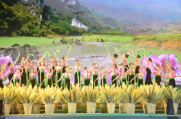 Điện Biên sẵn sàng cho đêm khai mạc Lễ hội Hoa Ban 2023 - Anh 3