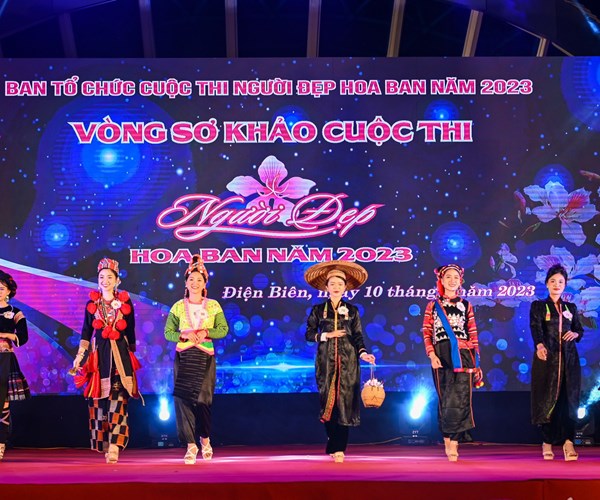 Dien Bien san sang cho dem khai mac Le hoi Hoa Ban 2023 - Anh 3